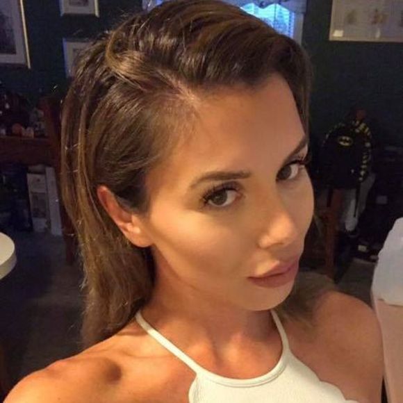 Meet your Posher, Alisa - Picture 1 of 1